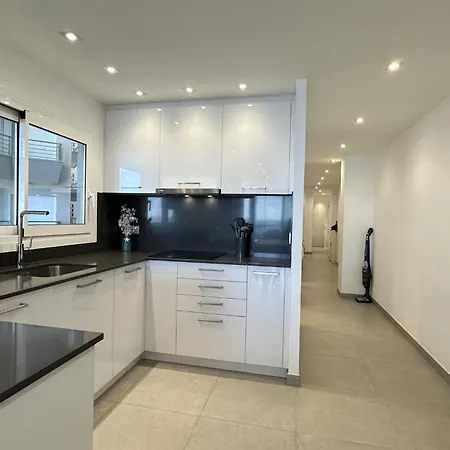 Apartmán Lets Holidays Sea Views *